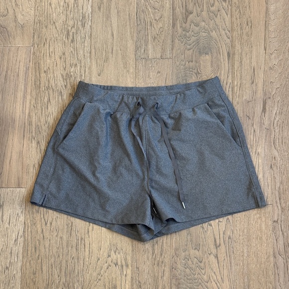 Old Navy Pants - Old Navy Powersoft High Rise Go Dry Shorts Womens Size Large